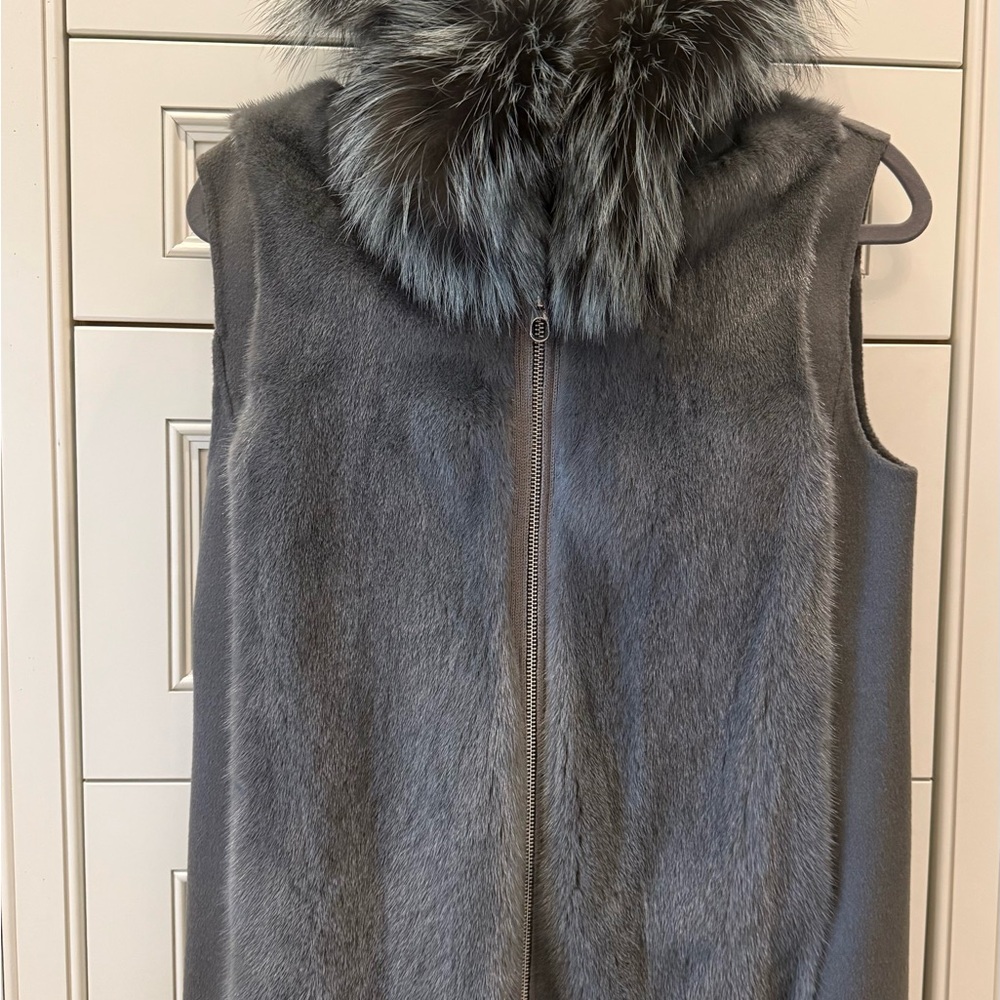GORSKI Cashmere Charcoal Fur Vest with Hood
